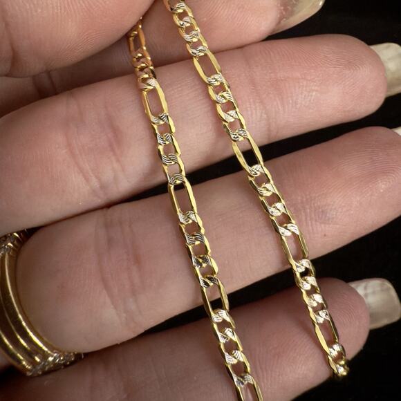 Beautiful 10k Gold Diamond Cut Figaro Bracelet 3.2mm ~7in-NEW - Picture 5 of 8